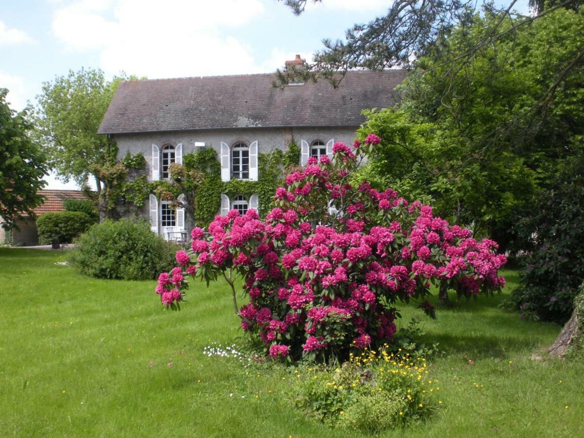 Le Domaine Du Mijarnier Montbeugny Exterior photo